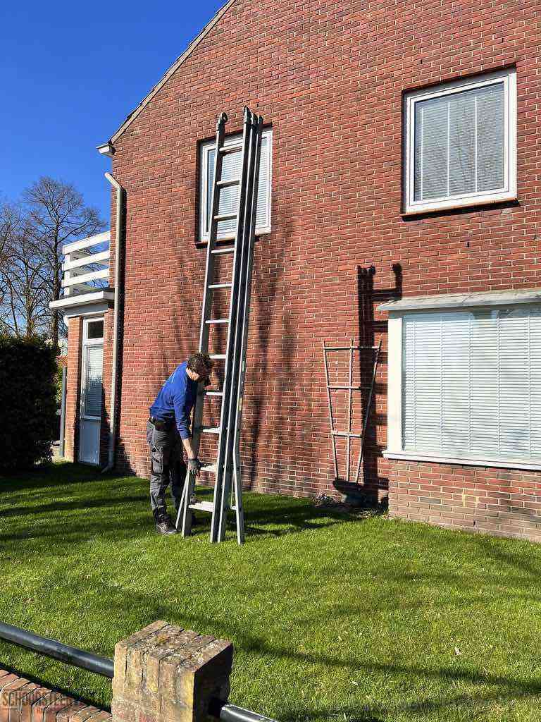 Hardenberg schoorsteenveger huis ladder